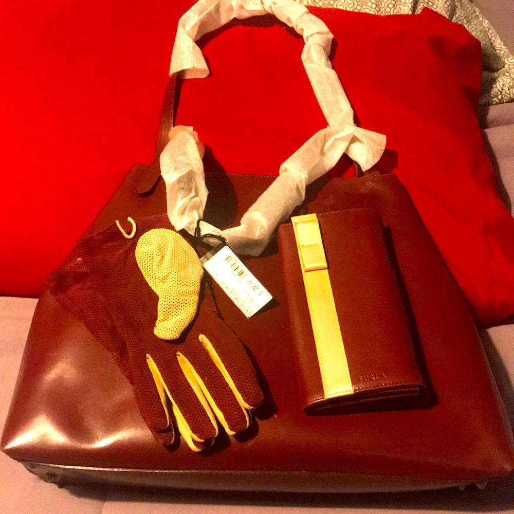 Furla Purse Set